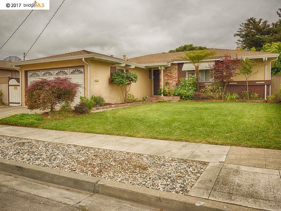 1st image of 31295 Carroll Ave