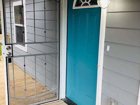 3rd image of 500 Stephens St SW