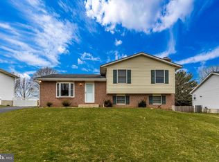 717 Snowfall Way, Westminster, MD 21157