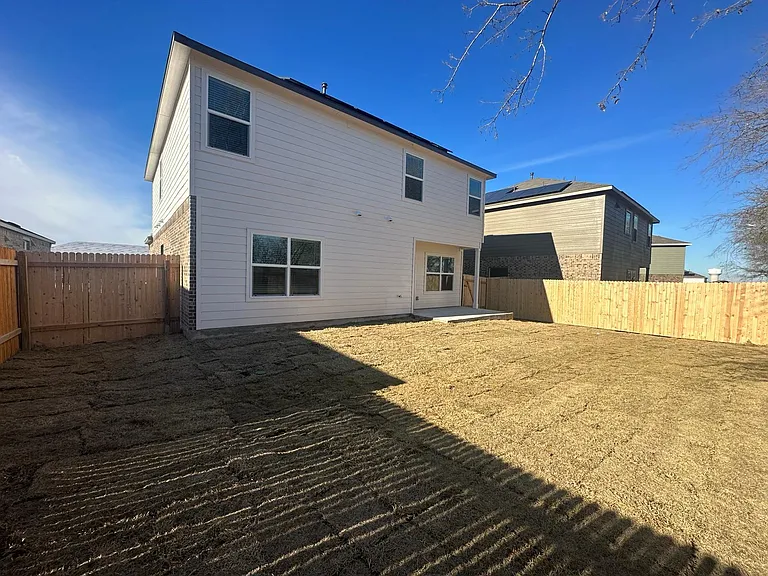 361 Sonterra Dr — Photo 35