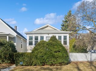 1580 Florence Ave, Evanston, IL 60201