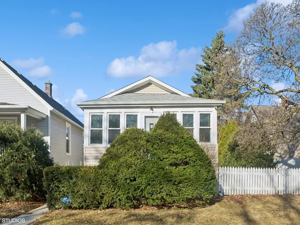 1580 Florence Ave, Evanston, IL 60201