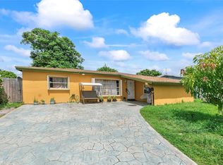 2250 Island Dr, Miramar, FL 33023