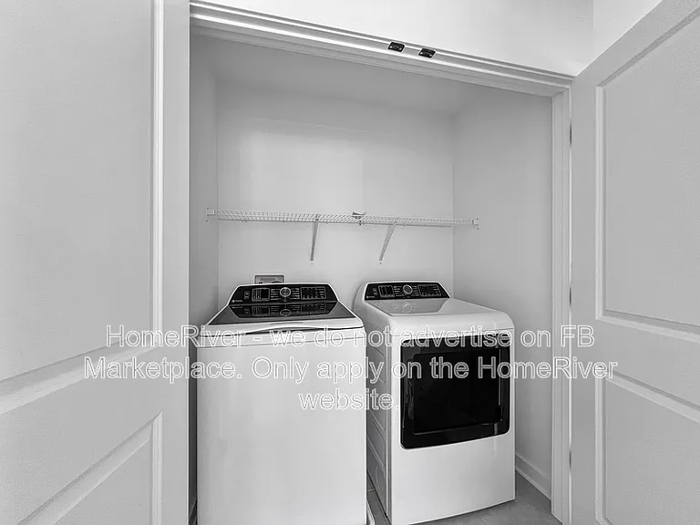 228 Clement Loop — Photo 15