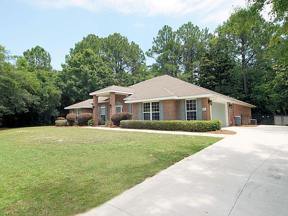 3rd image of 47 Indian Bay Dr