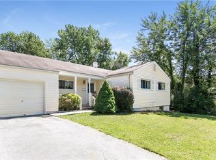 5 Hook St, Orangeburg, NY