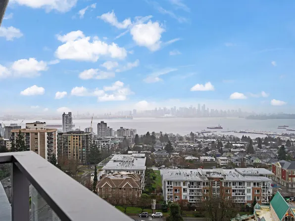 1320 Chesterfield Ave #1304, North Vancouver, BC V7M 0A6