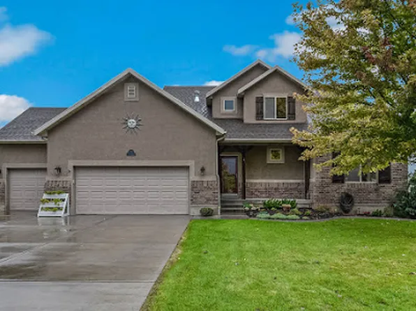 2656 W 2675 N, Farr West, UT 84404