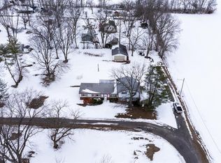 530 Joseph St, Carlyle, IL 62231