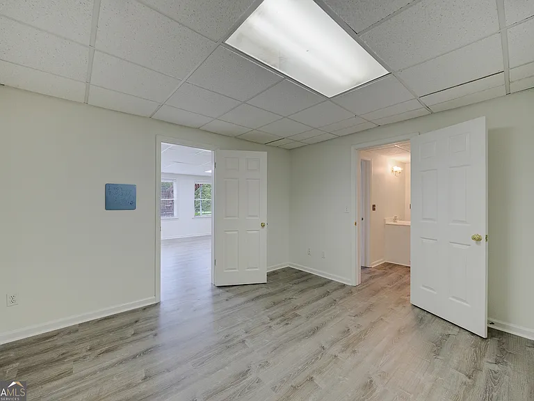 5795 Dovnick Dr — Photo 64