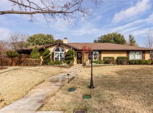 4900 Wheelock Dr, Fort Worth, TX 76133