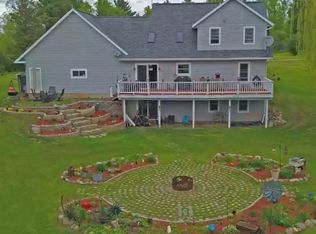 E4099 Lind Center Rd, Waupaca, WI 54981