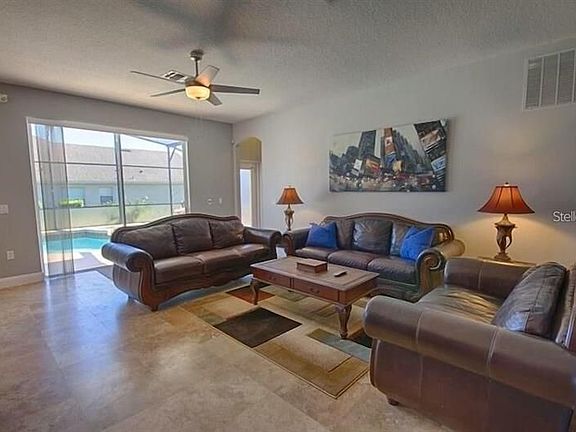 2nd image of 117 Henley Cir