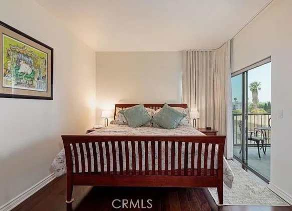 7100 Alvern — Photo 16