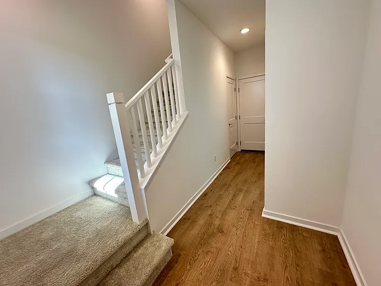 249 Averett Ct — Photo 8