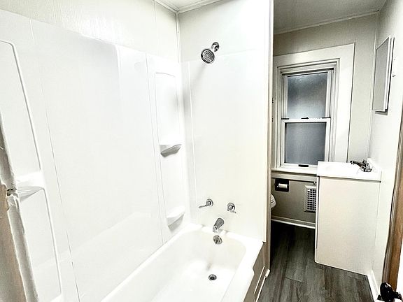5th image of 30 Mount Pleasant St