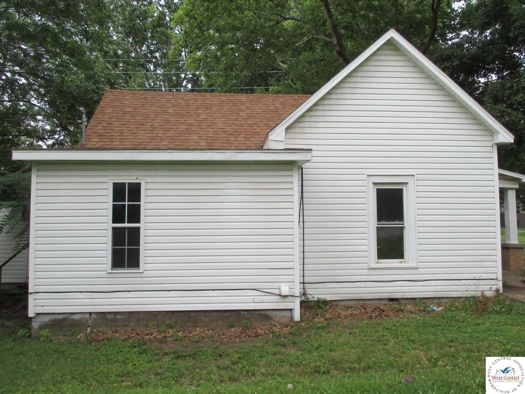 1700 E 7th St, Sedalia, MO - View 6
