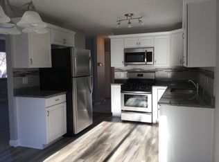 4786 Grenwich Way N, Oakdale, MN 55128