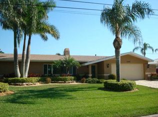 2165 Harbor View Dr, Dunedin, FL 34698