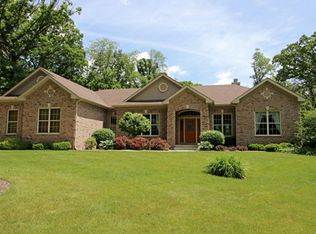 9476 Bellaire Ln, Spring Grove, IL 60081