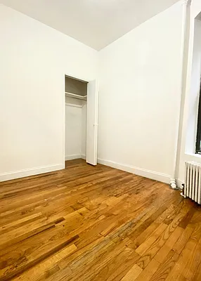 Rented by Dom & E Property Management | media 16