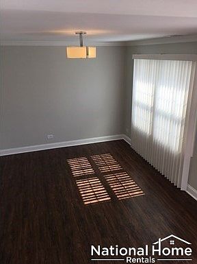 3rd image of 1555 McKool Ave
