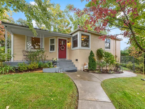 275 Sawyer St, Auburn, CA 95603