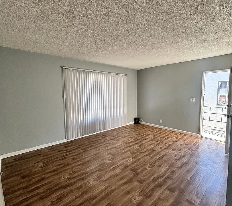 639 E Martin Luther King Junior Blvd #9