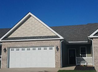 29 Gemstone Dr, Stuarts Draft, VA 24477