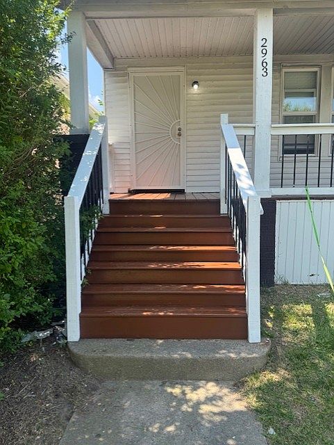 1st image of 2963 Philip St