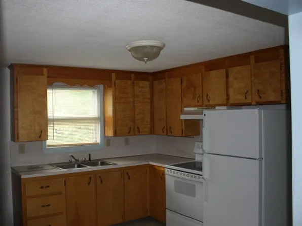475-1 Falmouth Rd #3, Windham, ME 04062