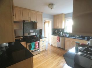 194 Calumet St #A2, Boston, MA 02120