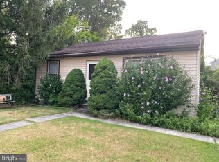 1180 Tanyard Rd, Sewell, NJ 08080