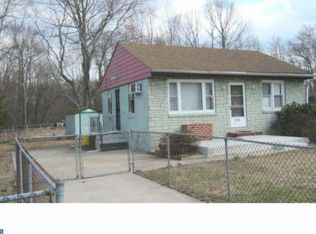 915 E Linden Ave, Lindenwold, NJ 08021