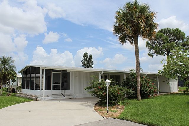 1st image of 15 Nagua Ct