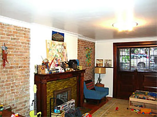 Rented by Warren Lewis Realty | media 16