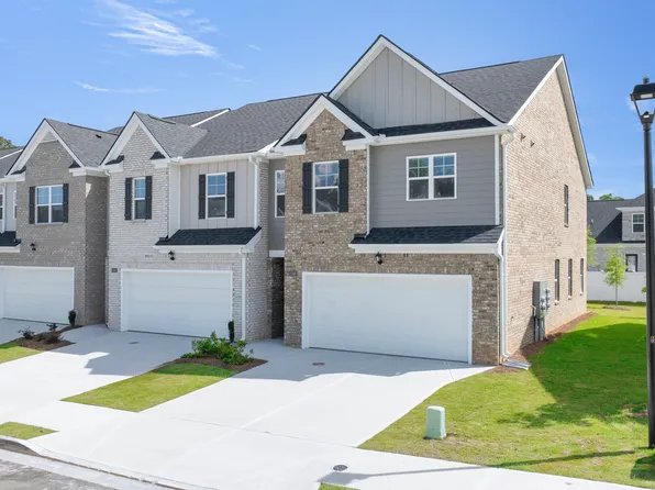 410 Silver Moon Dr, Loganville, GA 30052