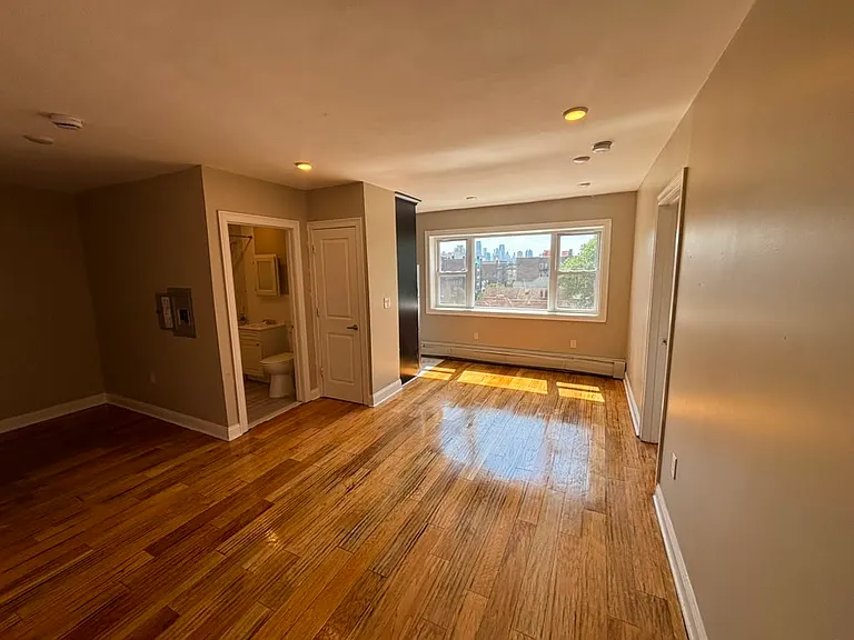 2505 John F Kennedy Blvd #616E — Photo 3
