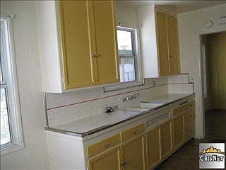 3rd image of 8808 Matilija Ave