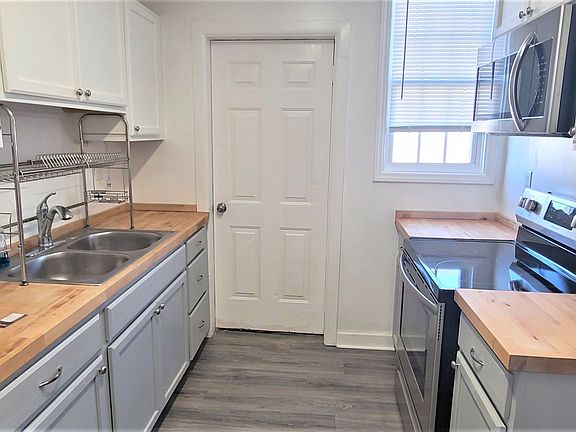 5th image of 323 & 321 Carver St