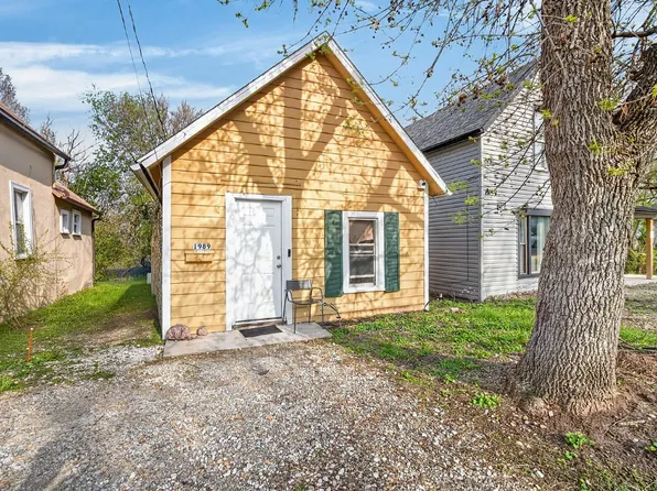 1989 SW 1st St, Des Moines, IA 50315