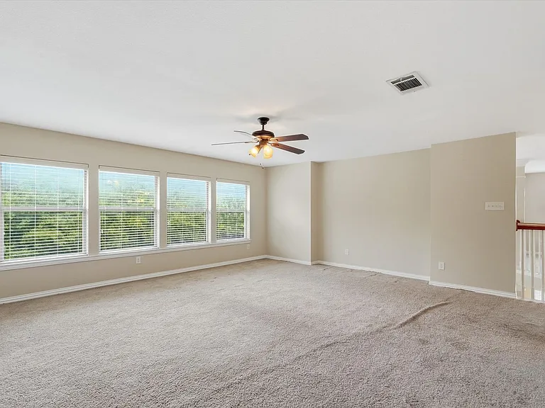 6716 Prairie Flower Trl — Photo 23