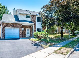 39 Jeffrey Cir, Dayton, NJ 08810