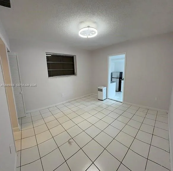5641 SW 39th St — Photo 5