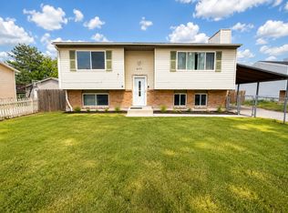 6375 S Fuchsia Dr, West Jordan, UT 84081