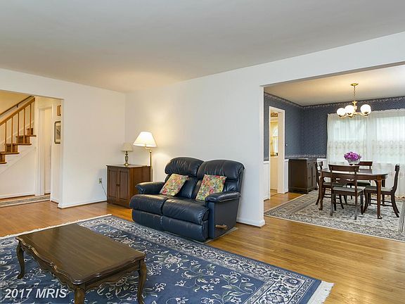 5th image of 311 Colesville Manor Dr