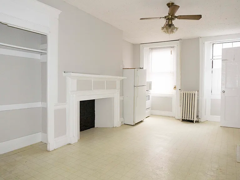 147 Charles St #4 — Photo 10