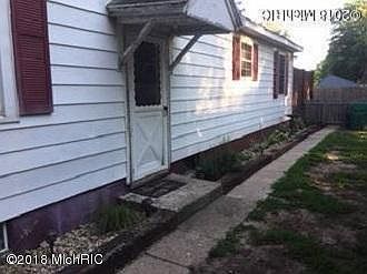 2nd image of 113 Sherwood St