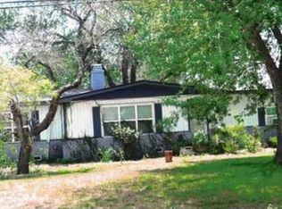 1100 Wood Ave, Woodsboro, TX 78393