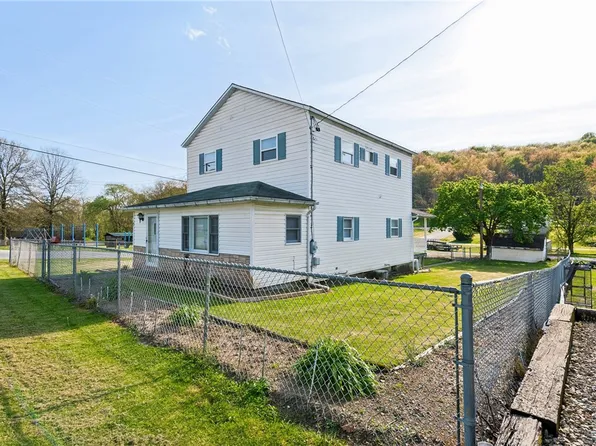 7 W 3rd St, Aultman, PA 15713